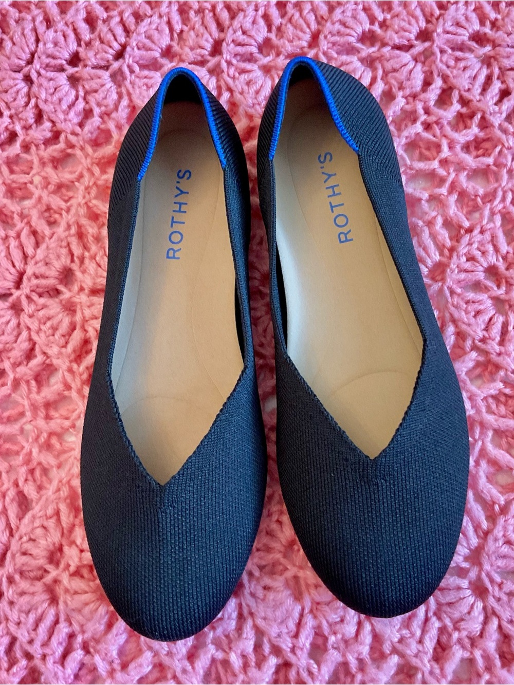 Rothy's Black V-Neck Women's Flats